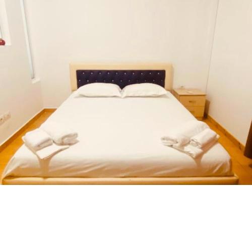 Ajsi Apartments