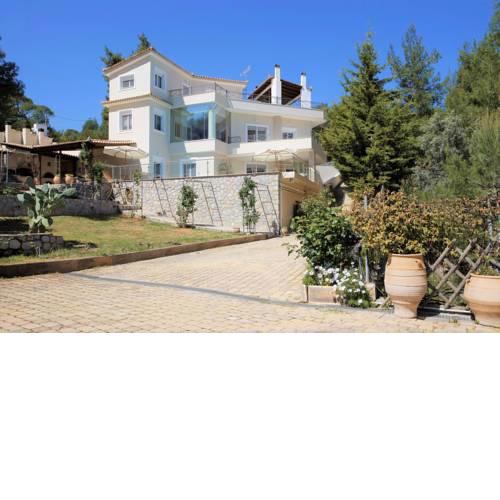 AK VILLA