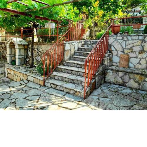 Akovos Cottage Garden Retreat
