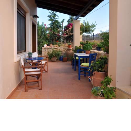 Akrotiri Gardens