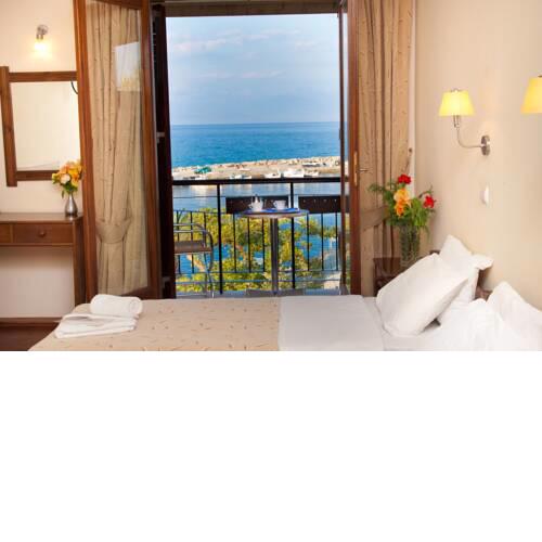 Akroyali Seafront Retreat-Enchanting Sunset Suite