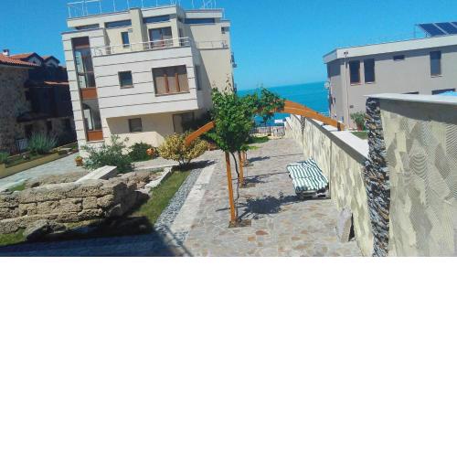 Akshaena Aparthotel