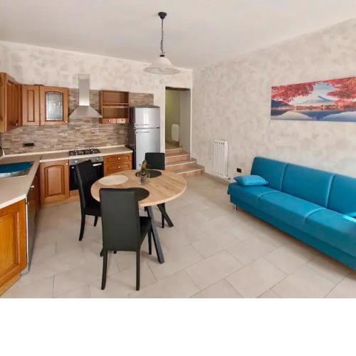Al BORGO costermano sul garda via pertica 8A