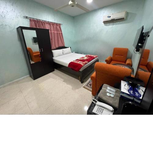 AL FANAR REST HOUSE LLC