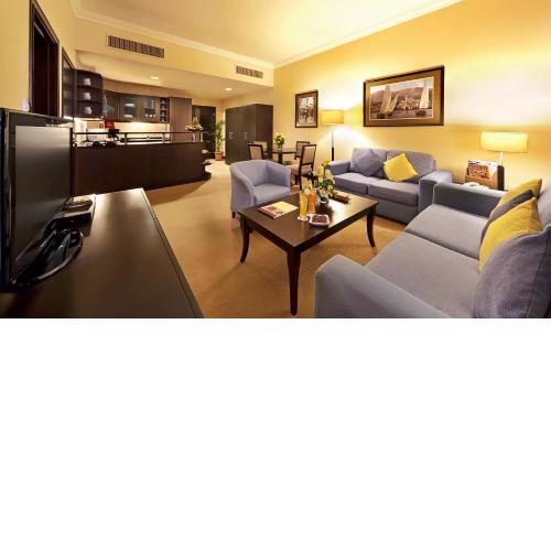 Al Manzel Hotel Apartments