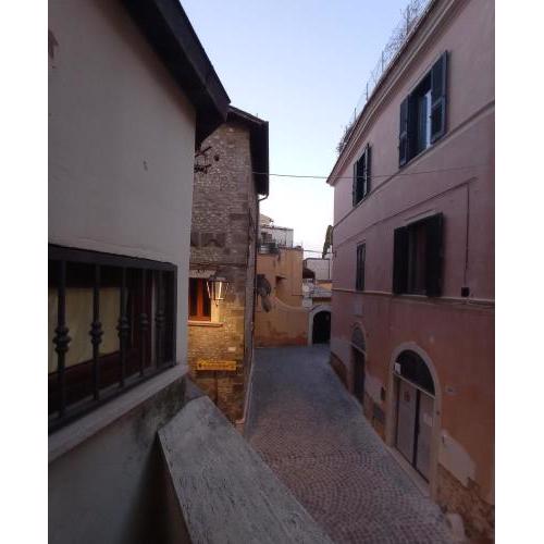 al Vicolo Torlonia