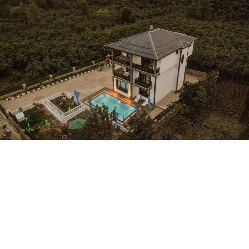 Al-Waha Villa