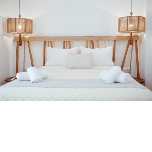 Alafropetra Luxury Suites