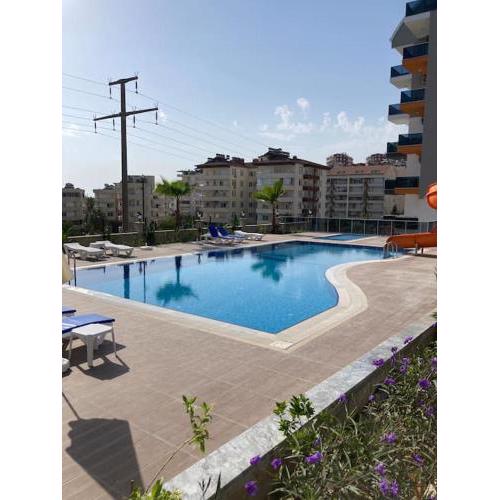 Alanya appartement met prive strand