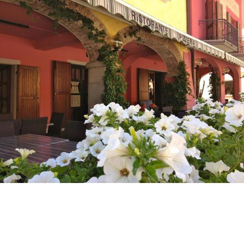 Albergo Ristorante La Rocca