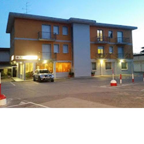 Albergo Trattoria "Al Taj"