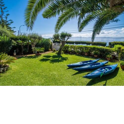Alcanada Holiday Home Sleeps 7 with WiFi