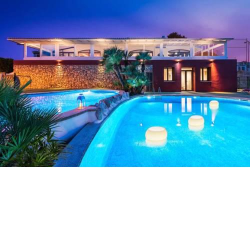 Alcanada Villa Sleeps 12 Pool Air Con WiFi