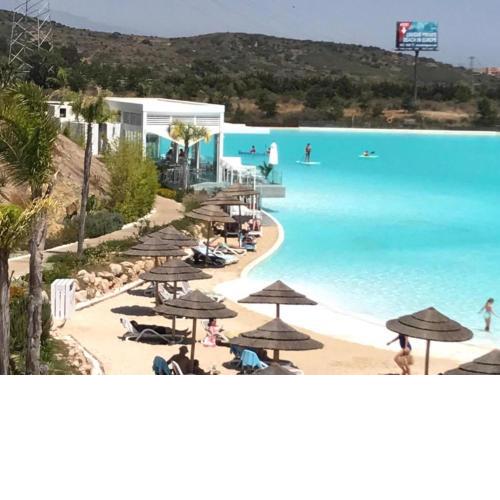 Alcazaba Lagoon 2351
