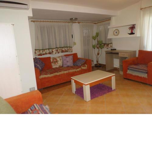 Aldom Apartments