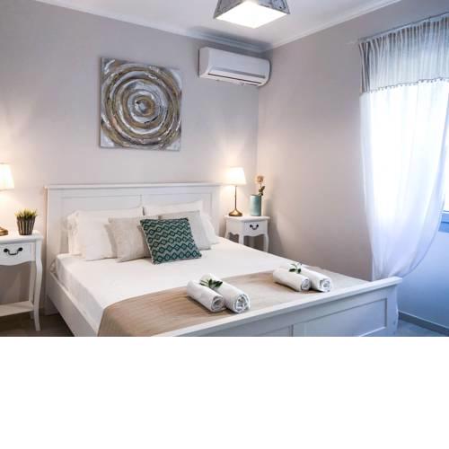 Alekas Harbour House