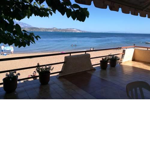 Alekos Beach Houses-Amalia