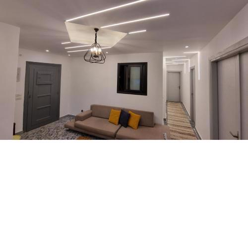 Alex Gate apartment - families only