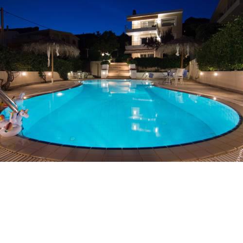 Alex Luxury