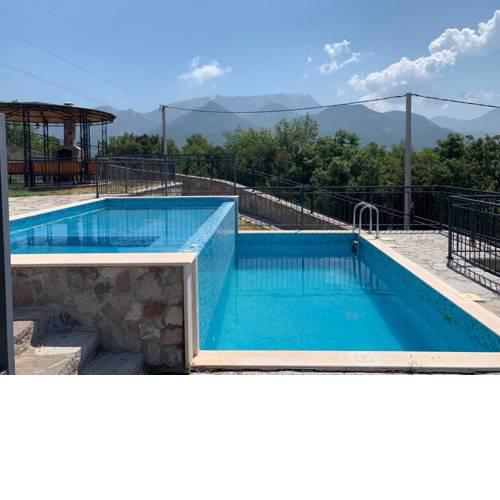Alexander Villa