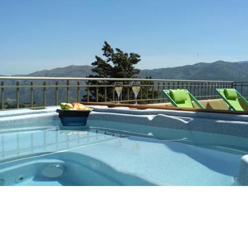 Alexandra's Country House