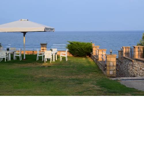 Alexandros Apartments