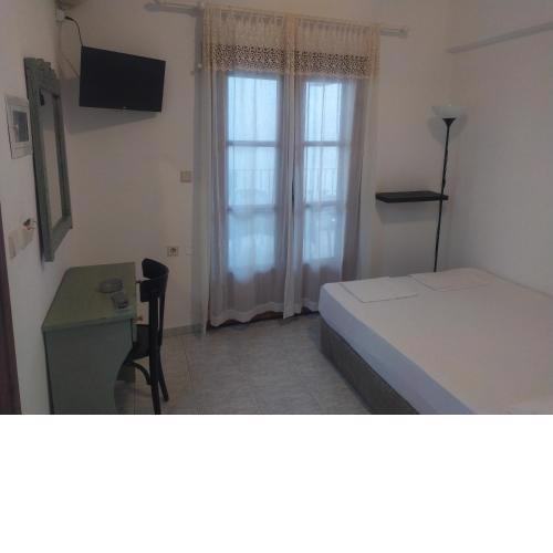 Alexandros Apartments