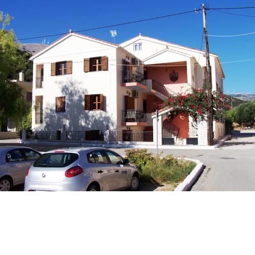 Alexatos Studios & Apartments