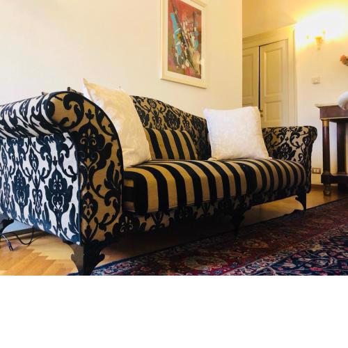 Alfieri Elegant Apartment