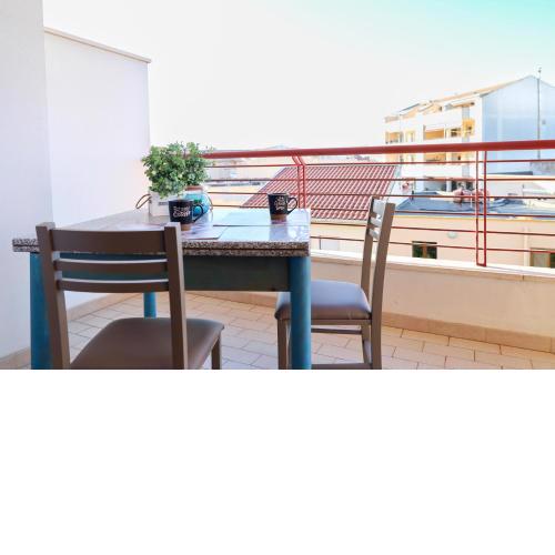 Alghero-Lungomare Dante Lovely Flat with Balcony!