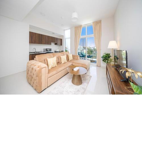 ALH Vacay - Cheerful 2BR in DAMAC Hills
