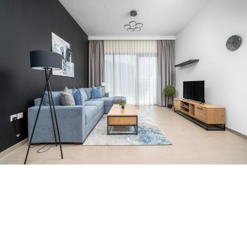ALH Vacay - Newly Furnished 1 Bedroom in Park Heights 1