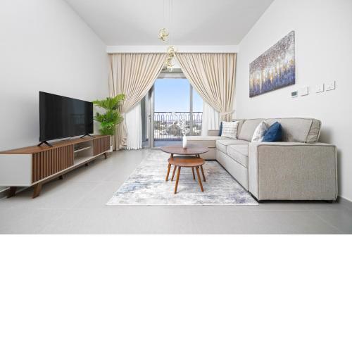 ALH Vacay - Newly Furnished 1 BR in Downtown Views II