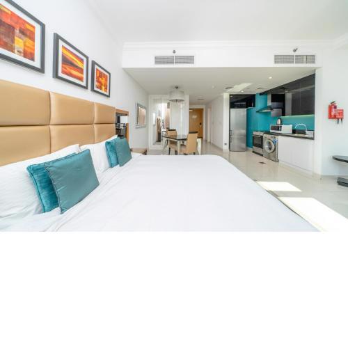 ALH Vacay - Studio Apartment in Capital Bay Tower A Business Bay