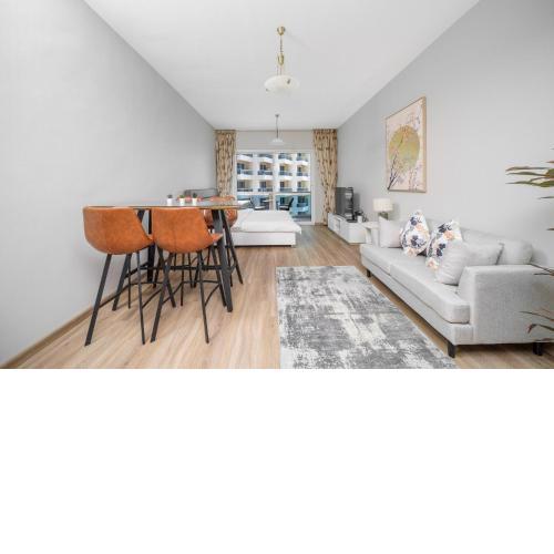 ALH Vacay - Stunning Studio in Lago Vista