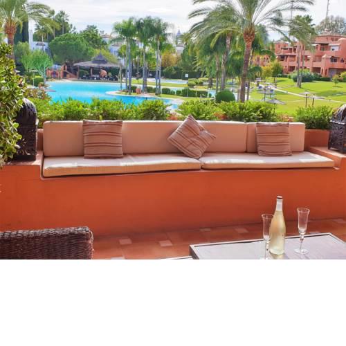 ALHAMBRA DEL GOLF BEACH APARTMENT ESTEPONA