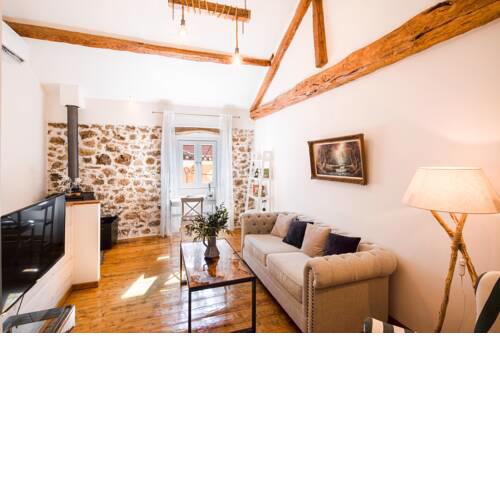Alia house