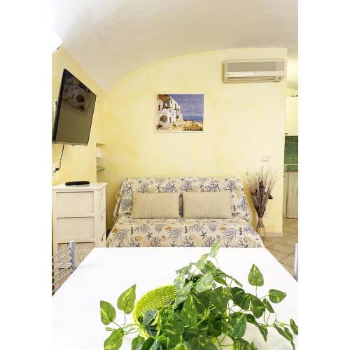 Alibertini Rooms Monolocale in centro storico Soluzioni intelligenti La Maddalena