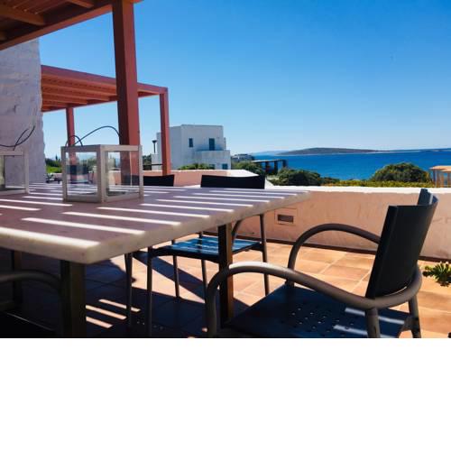Aliki Beach House