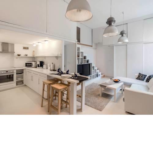 All White Design Excellence