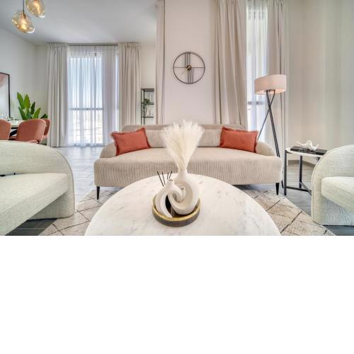 Alluring 2BR with Assistant Room at Mesk 1 Midtown Dubai Production City by Deluxe Holiday Homes
