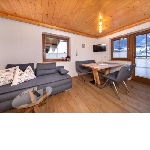 Alluring Apartment in Hollersbach im Pinzgau with Balcony