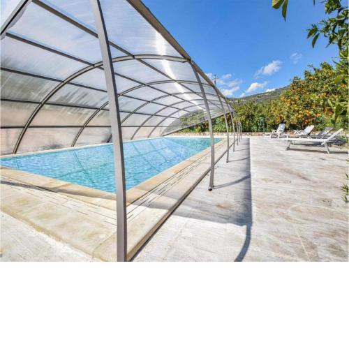 Alluring Chalet in Motta Santa Lucia with Garden