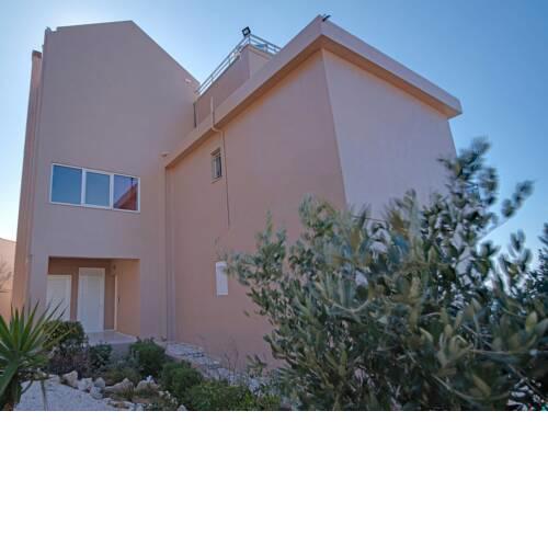 Alluring Villa in Saronida with Private Swimming Pool