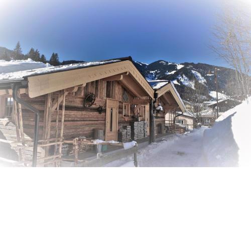 Almchalet Dorfblick