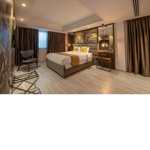 Almond Business Hotel