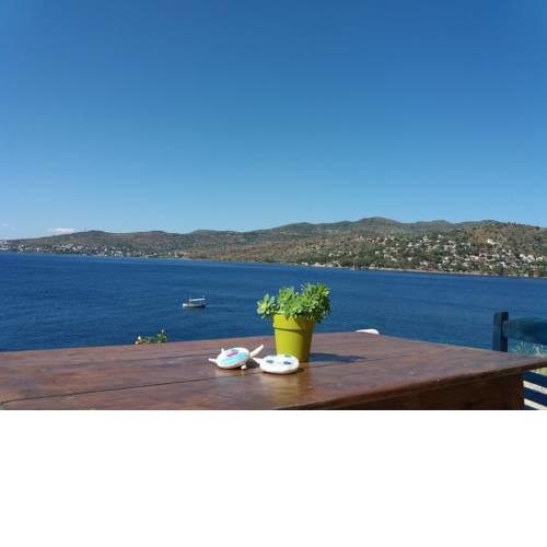 Almyra seaside