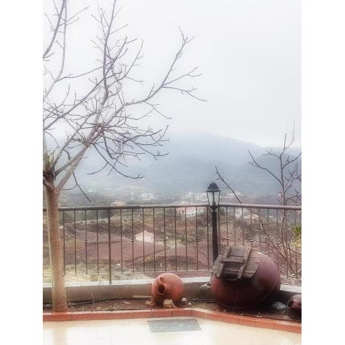 Aloni Country House