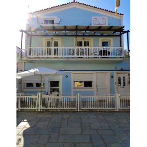 Alpha apartment, Ireon Samos