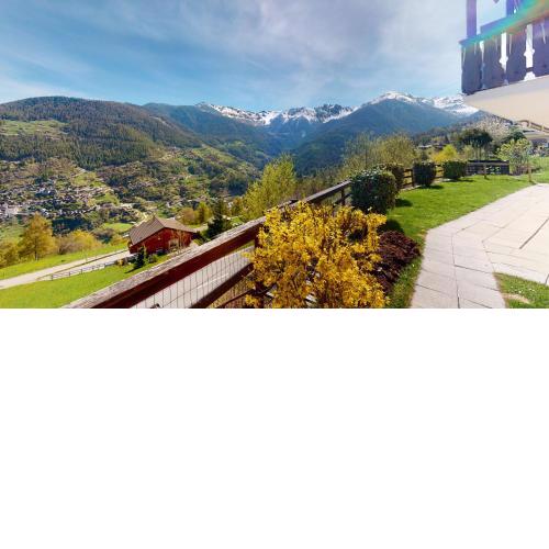 Alpine apartment with a panoramic terrace